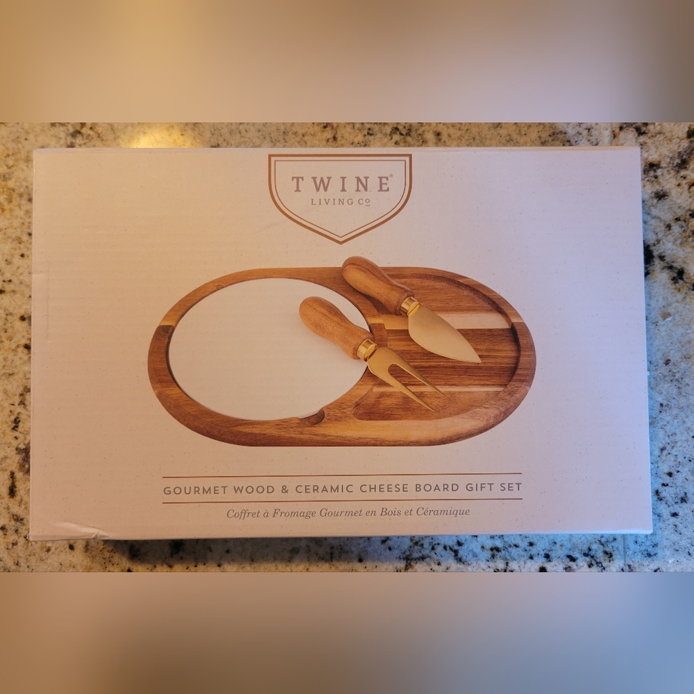 NIB Twine Living Co. Wood & Ceramic Cheese Board Gift Set